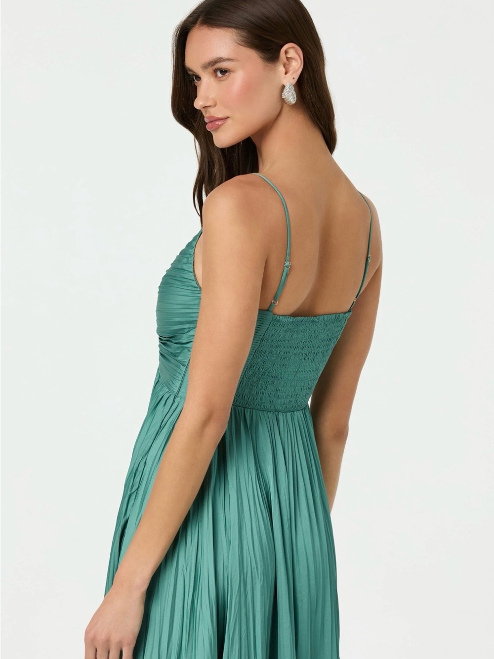 ASTR The Label Maeve Pleated Midi Dress - Picture 4 of 4